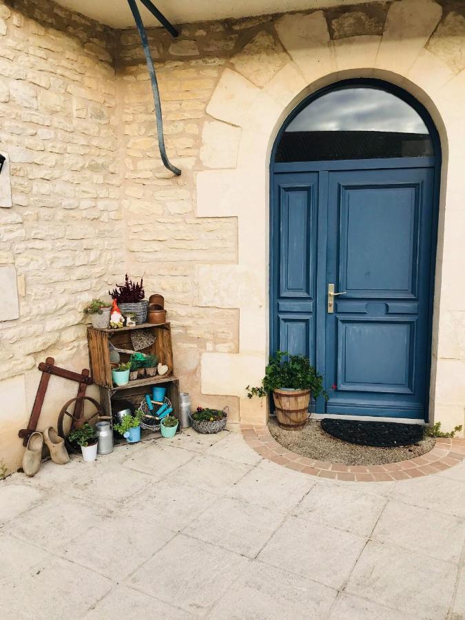 Neuville-du-Poitou Les Clos Bleus المظهر الخارجي الصورة